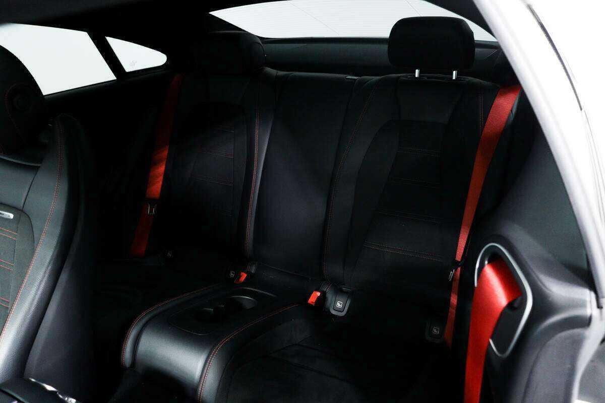 Mercedes-Benz E-Класс AMG 2018 года с пробегом. Фото: #11