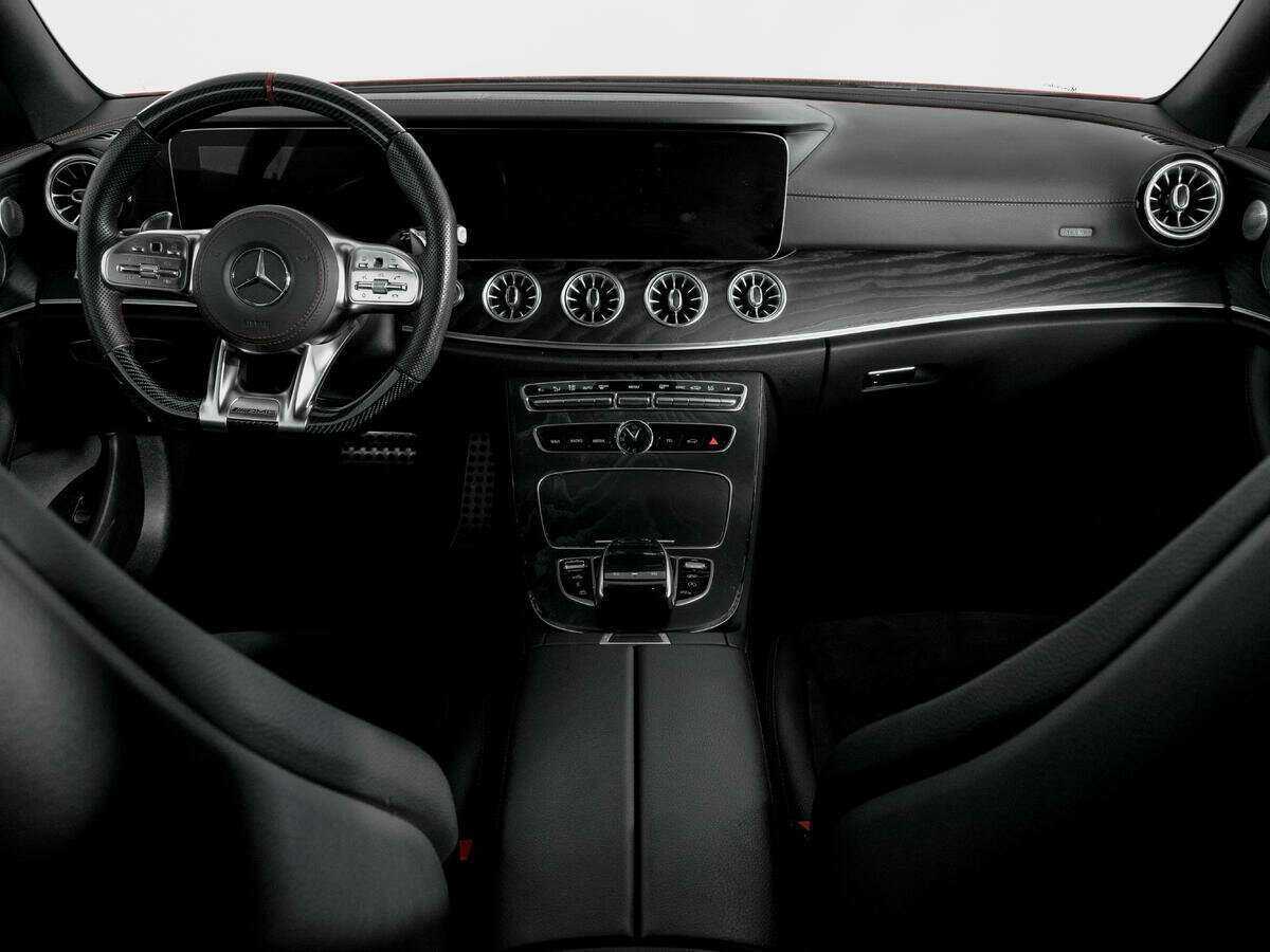 Mercedes-Benz E-Класс AMG 2019 года с пробегом. Фото: #11