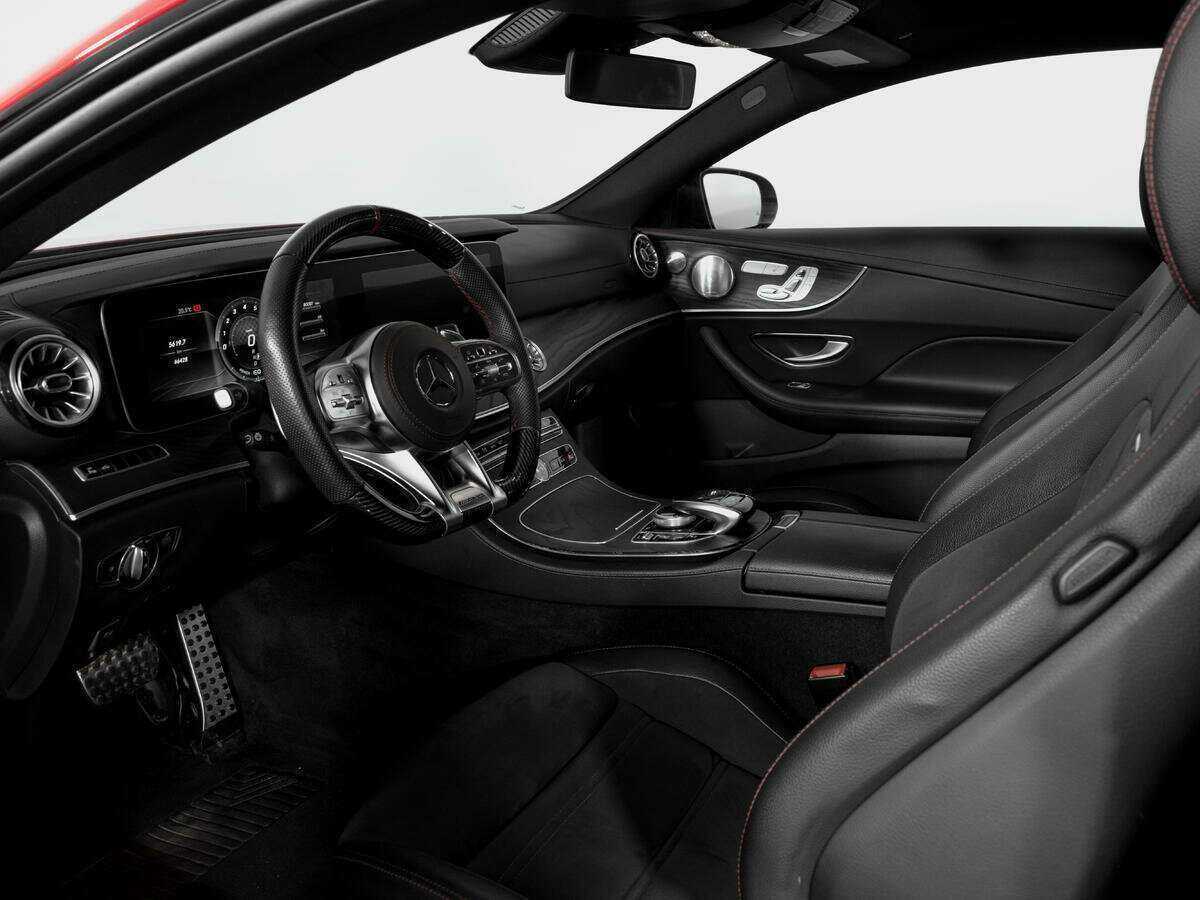 Mercedes-Benz E-Класс AMG 2019 года с пробегом. Фото: #15
