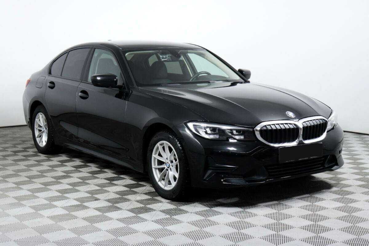 BMW 3 серии 2021 года с пробегом. Фото: #2