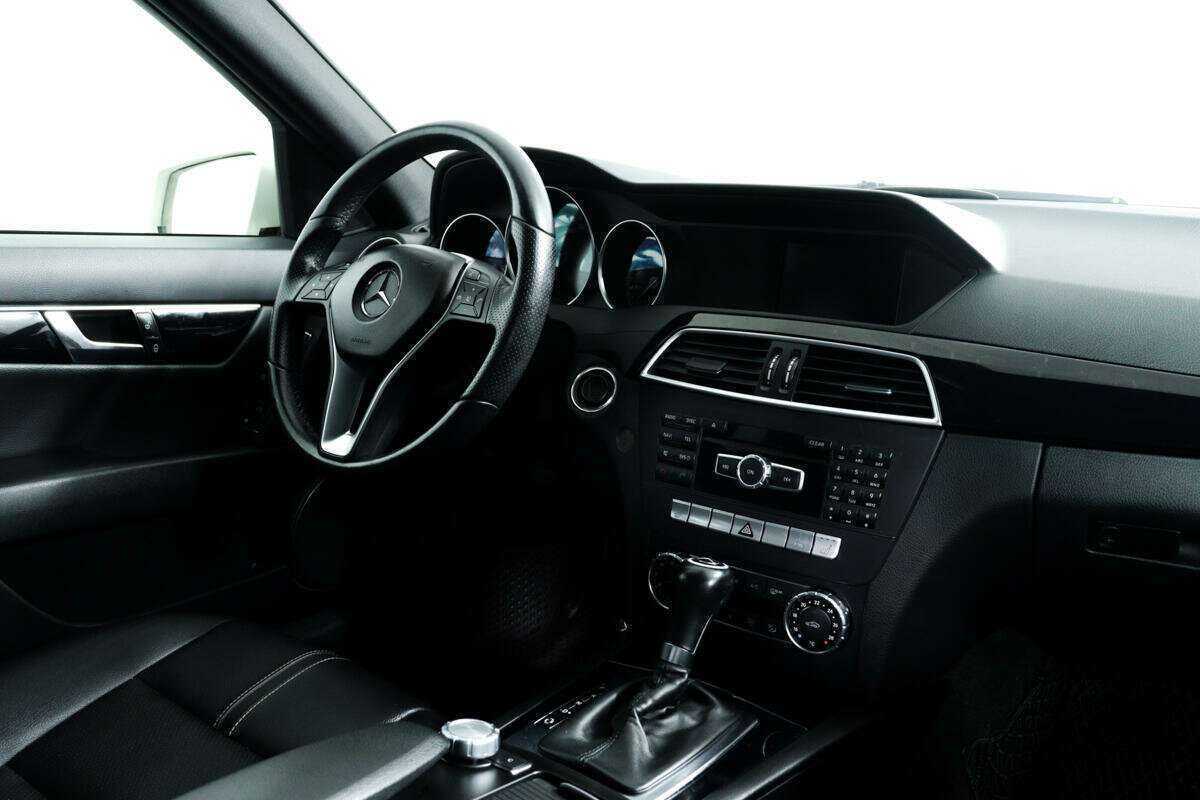 Mercedes-Benz C-Класс 2011 года с пробегом. Фото: #8