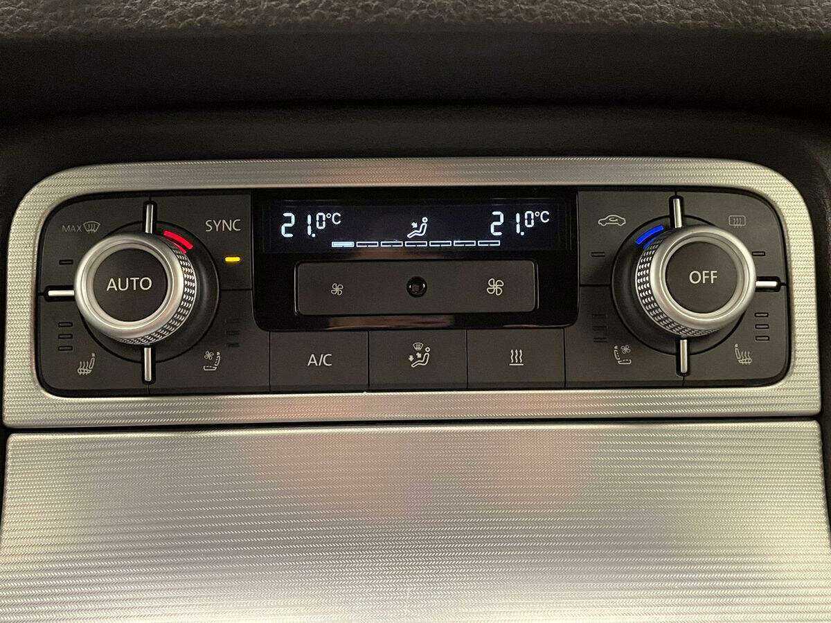 Volkswagen Touareg 2015 года с пробегом. Фото: #19