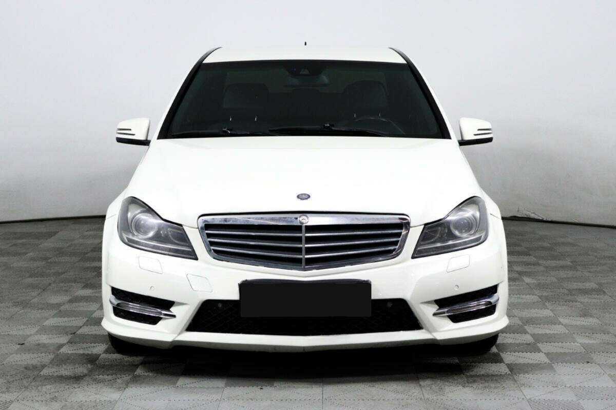 Mercedes-Benz C-Класс 2011 года с пробегом. Фото: #1