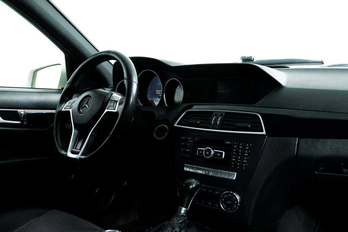 Mercedes-Benz C-Класс 2011 года с пробегом. Фото: #8