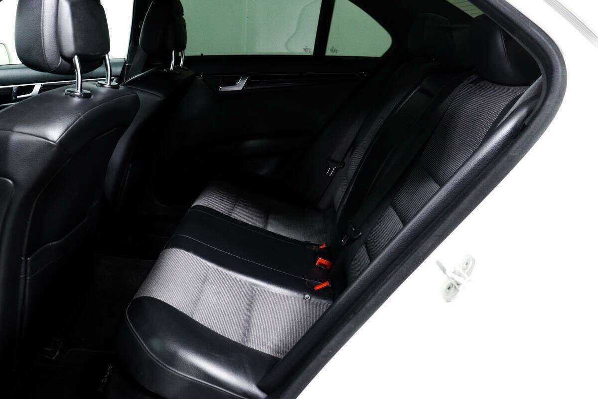 Mercedes-Benz C-Класс 2011 года с пробегом. Фото: #11