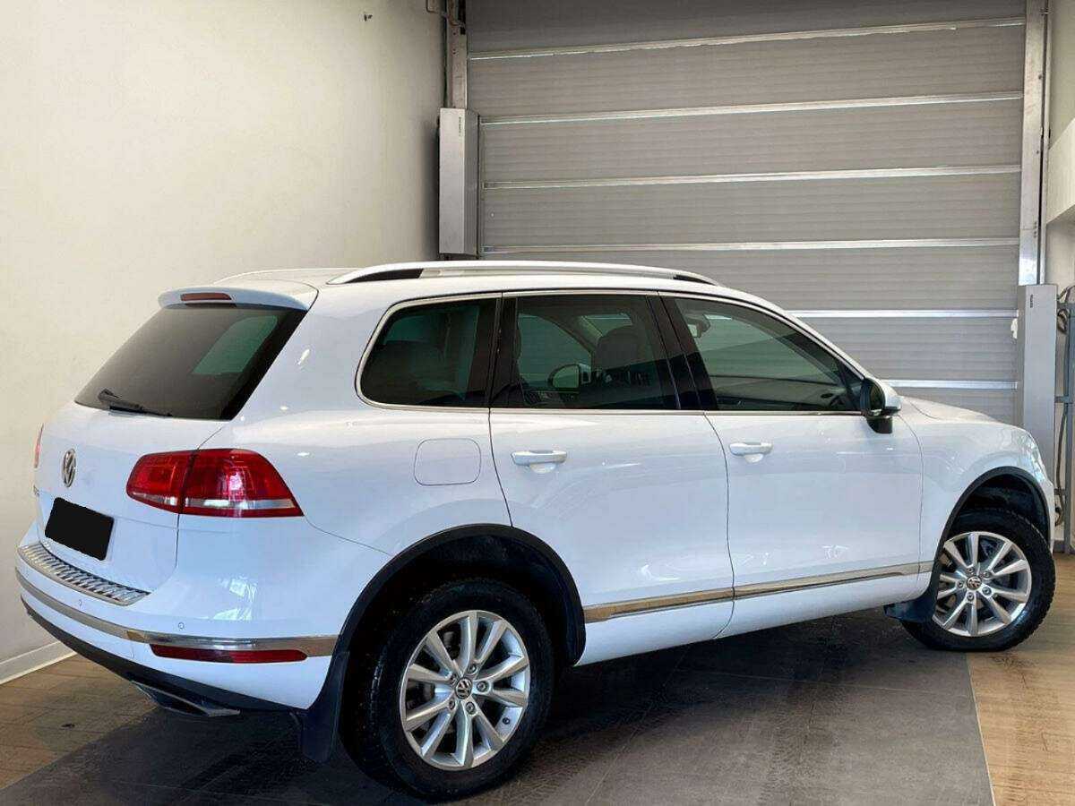 Volkswagen Touareg 2015 года с пробегом. Фото: #3