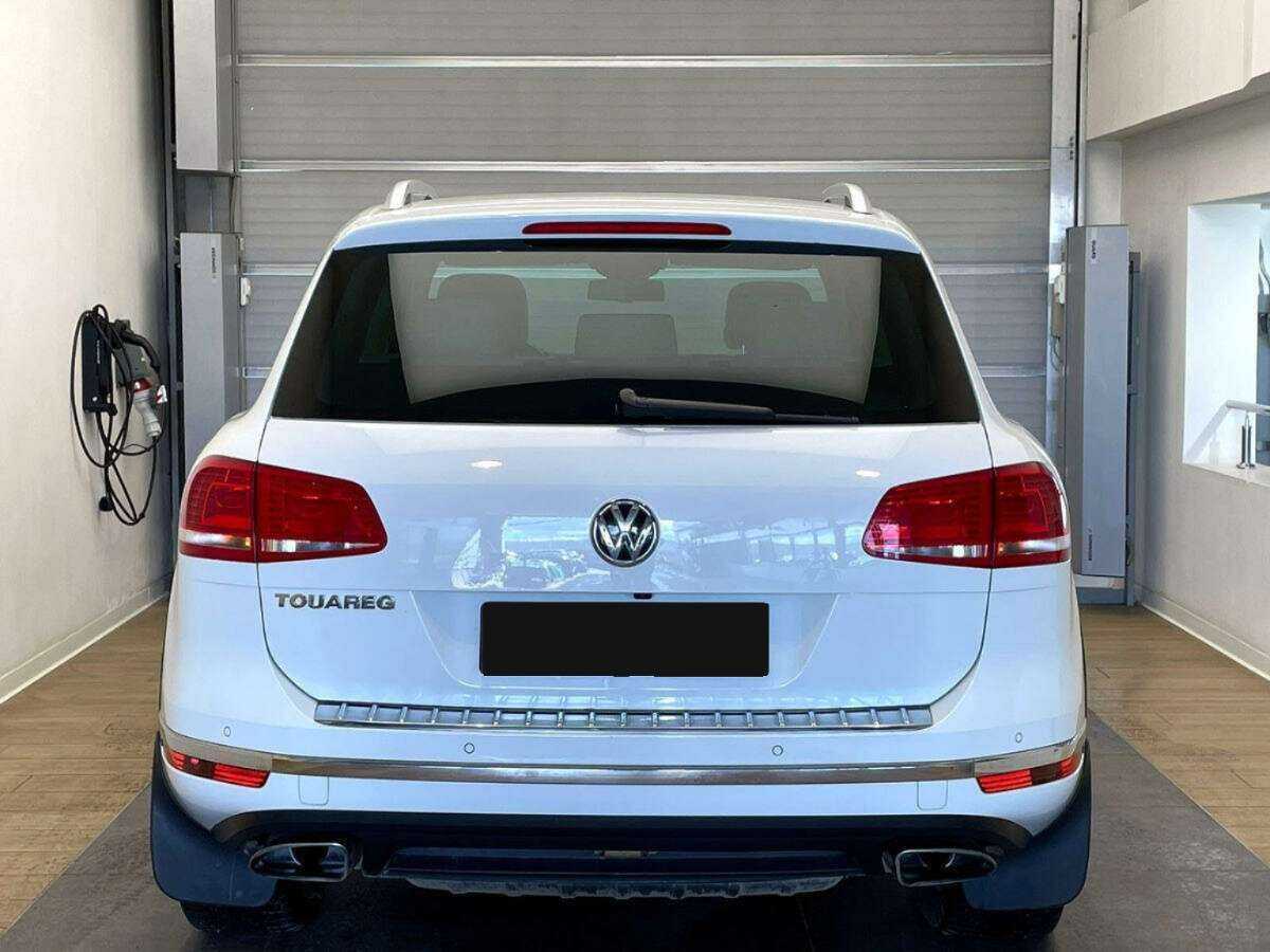 Volkswagen Touareg 2015 года с пробегом. Фото: #4