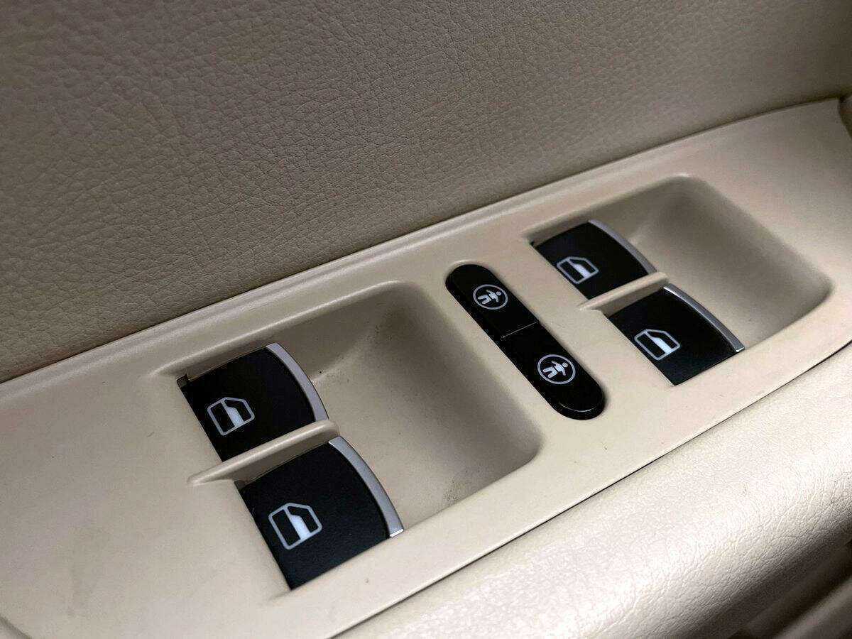 Volkswagen Touareg 2015 года с пробегом. Фото: #16