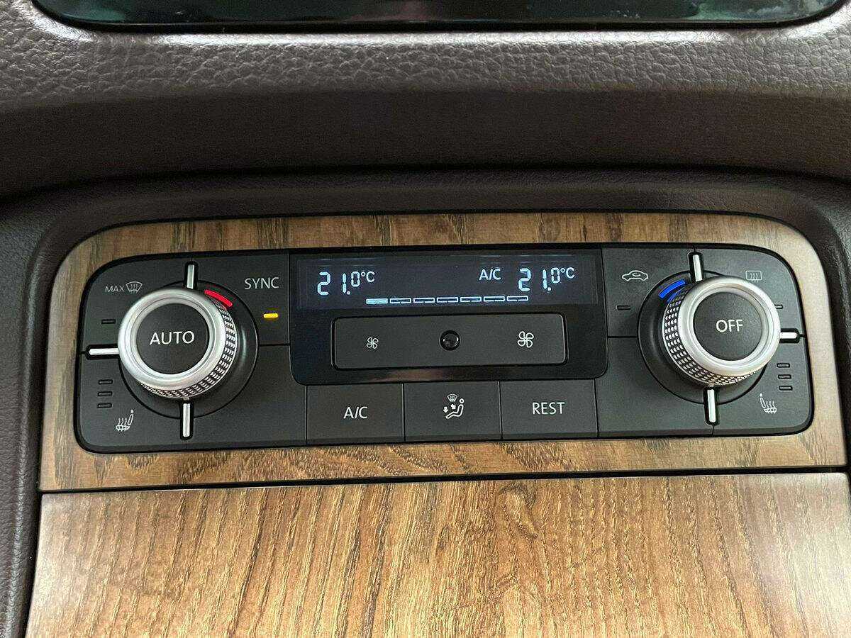 Volkswagen Touareg 2015 года с пробегом. Фото: #20