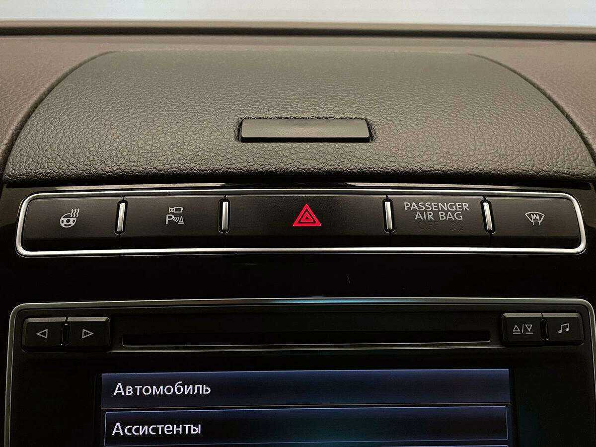 Volkswagen Touareg 2015 года с пробегом. Фото: #22