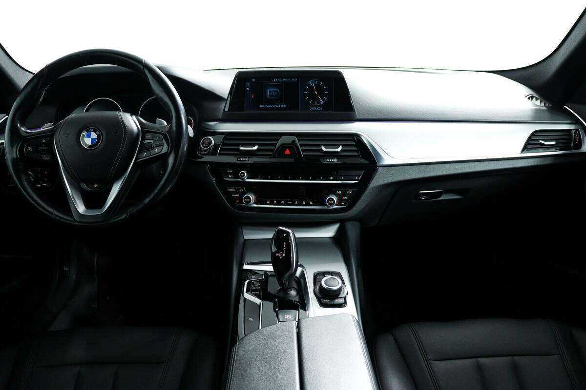 BMW 5 серии 2019 года с пробегом. Фото: #10