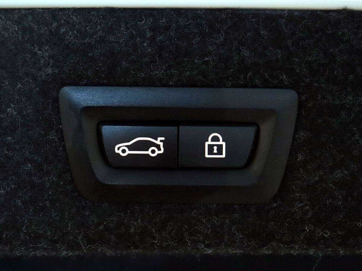 BMW 5 серии 2020 года с пробегом. Фото: #9