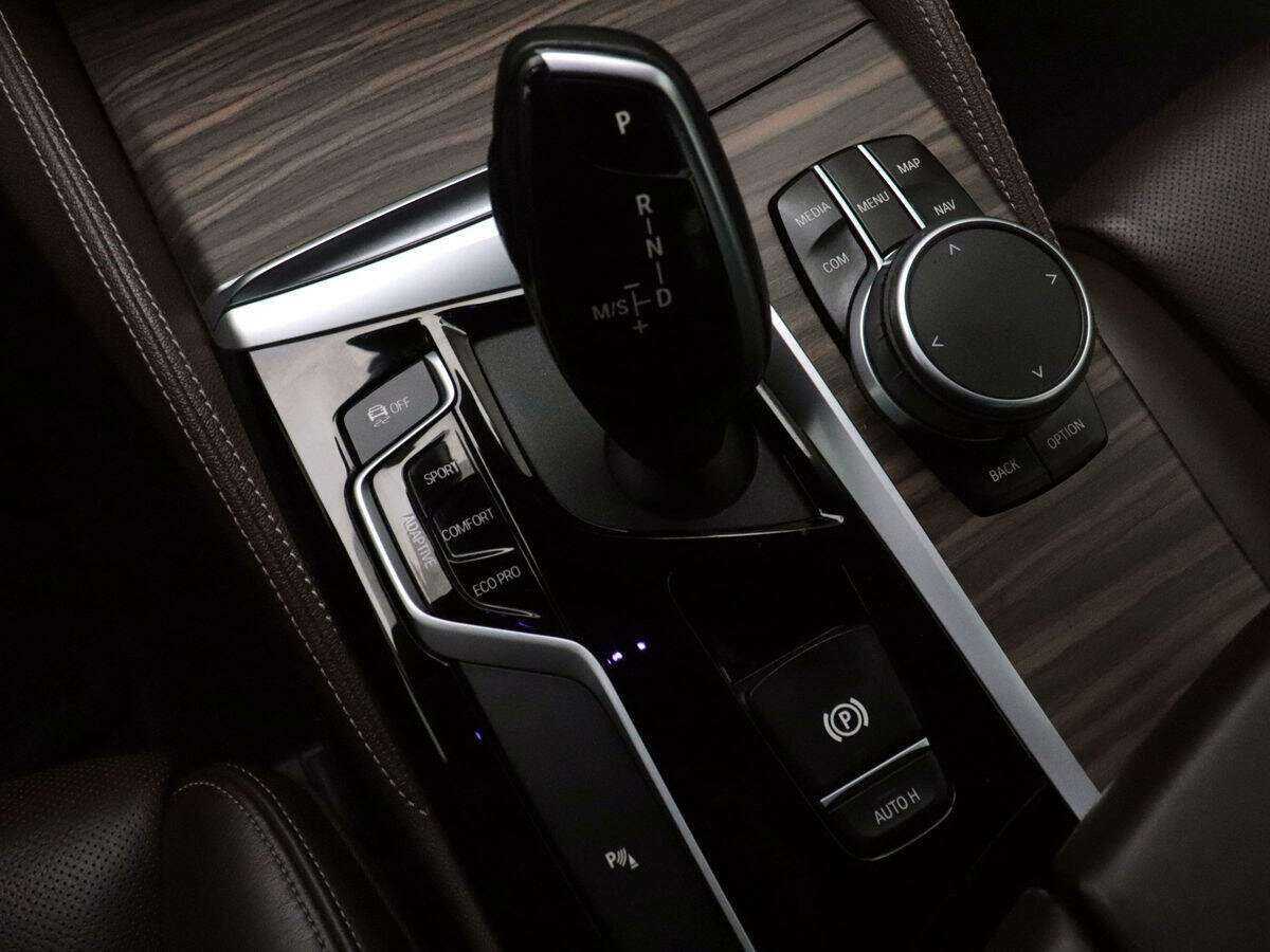 BMW 5 серии 2020 года с пробегом. Фото: #16