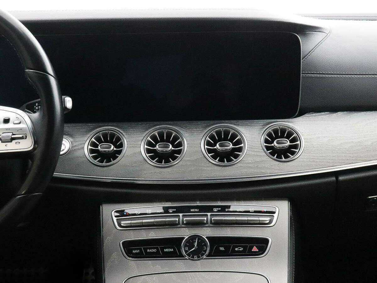 Mercedes-Benz CLS 2018 года с пробегом. Фото: #9