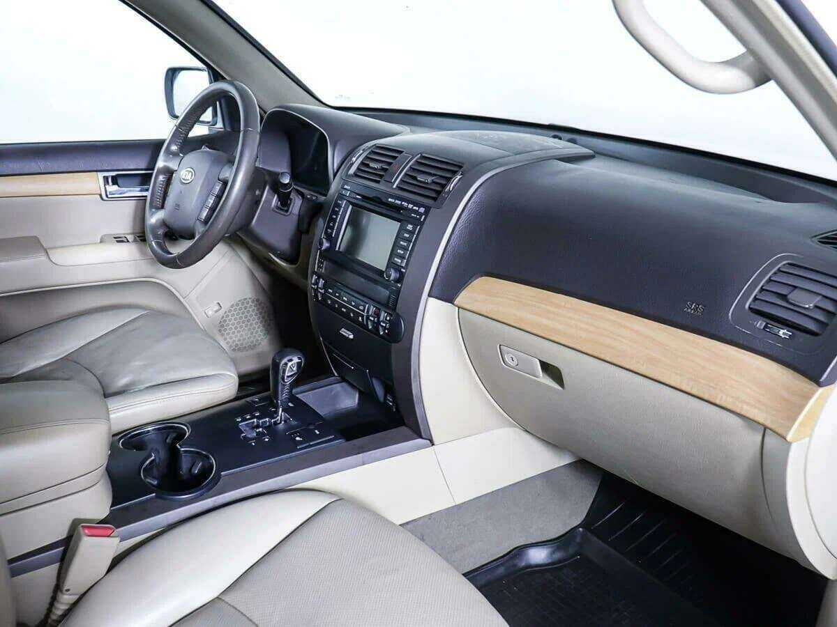 Kia Mohave 2011 года с пробегом. Фото: #7