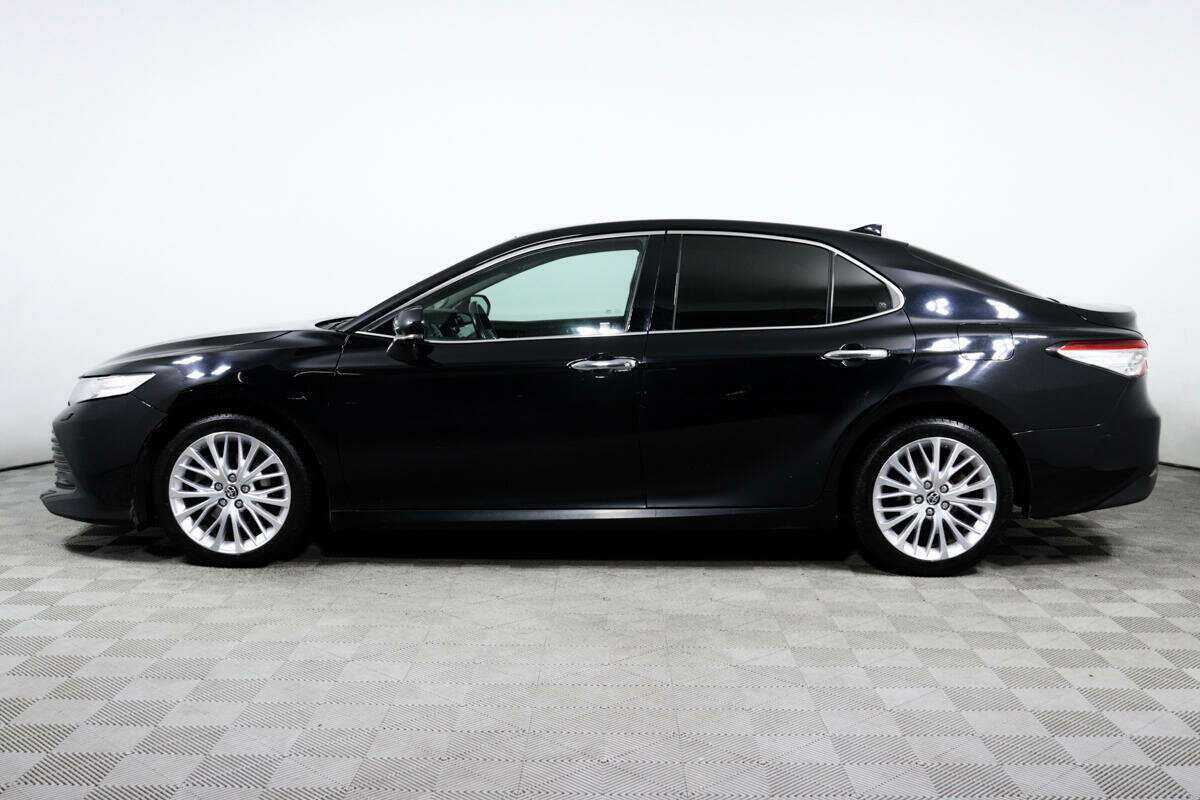 Toyota Camry 2018 года с пробегом. Фото: #7