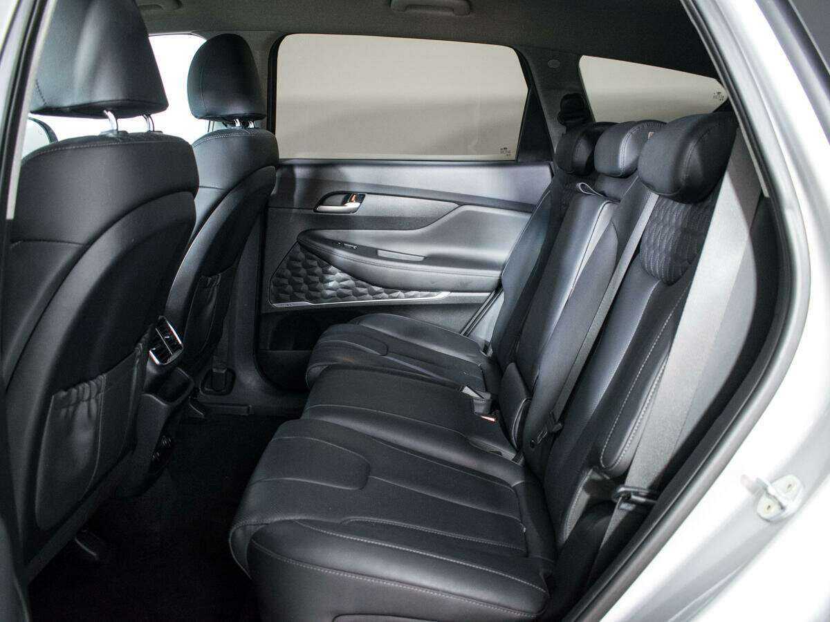 Hyundai Santa Fe 2020 года с пробегом. Фото: #9
