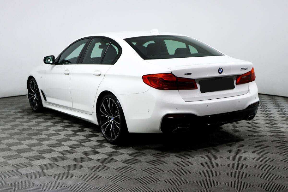 BMW 5 серии 2019 года с пробегом. Фото: #6