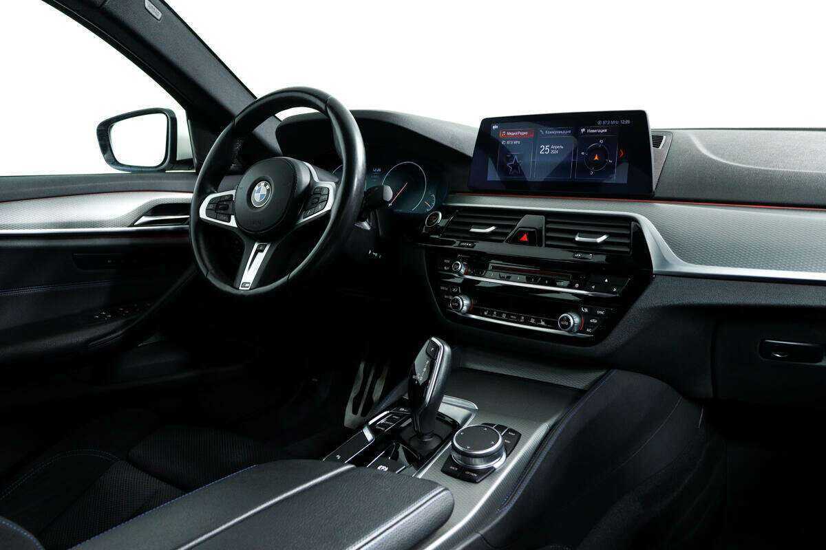 BMW 5 серии 2019 года с пробегом. Фото: #8