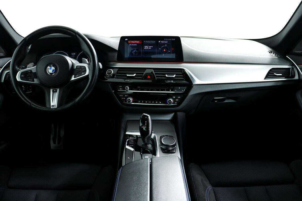 BMW 5 серии 2019 года с пробегом. Фото: #10