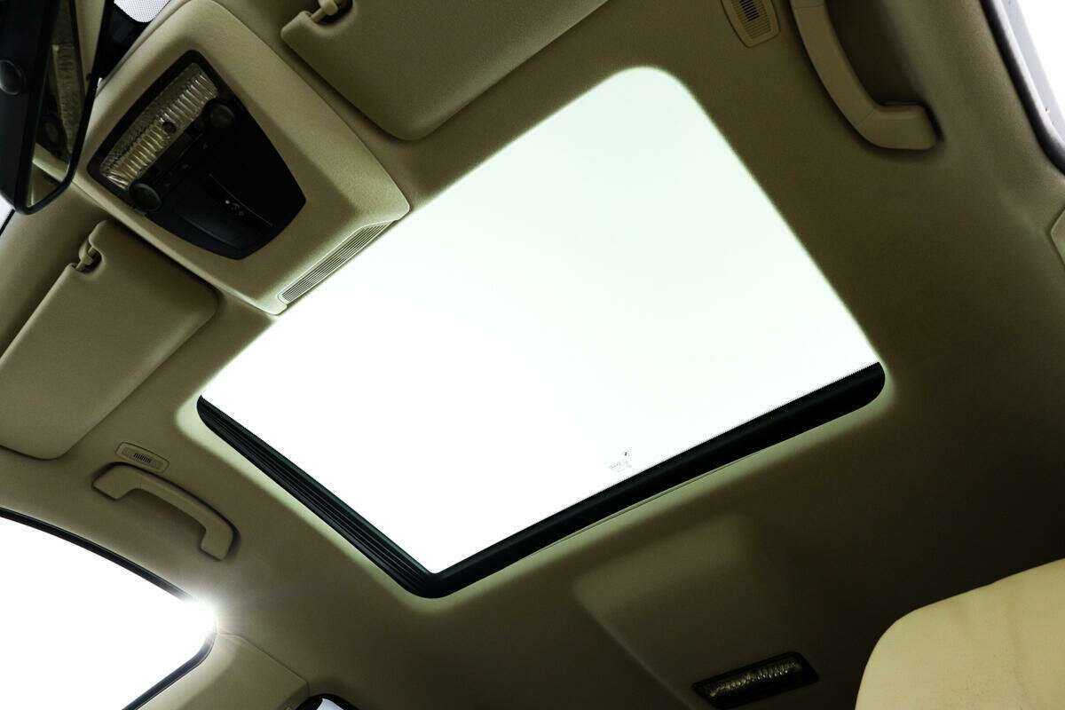 BMW 7 серии 2011 года с пробегом. Фото: #13