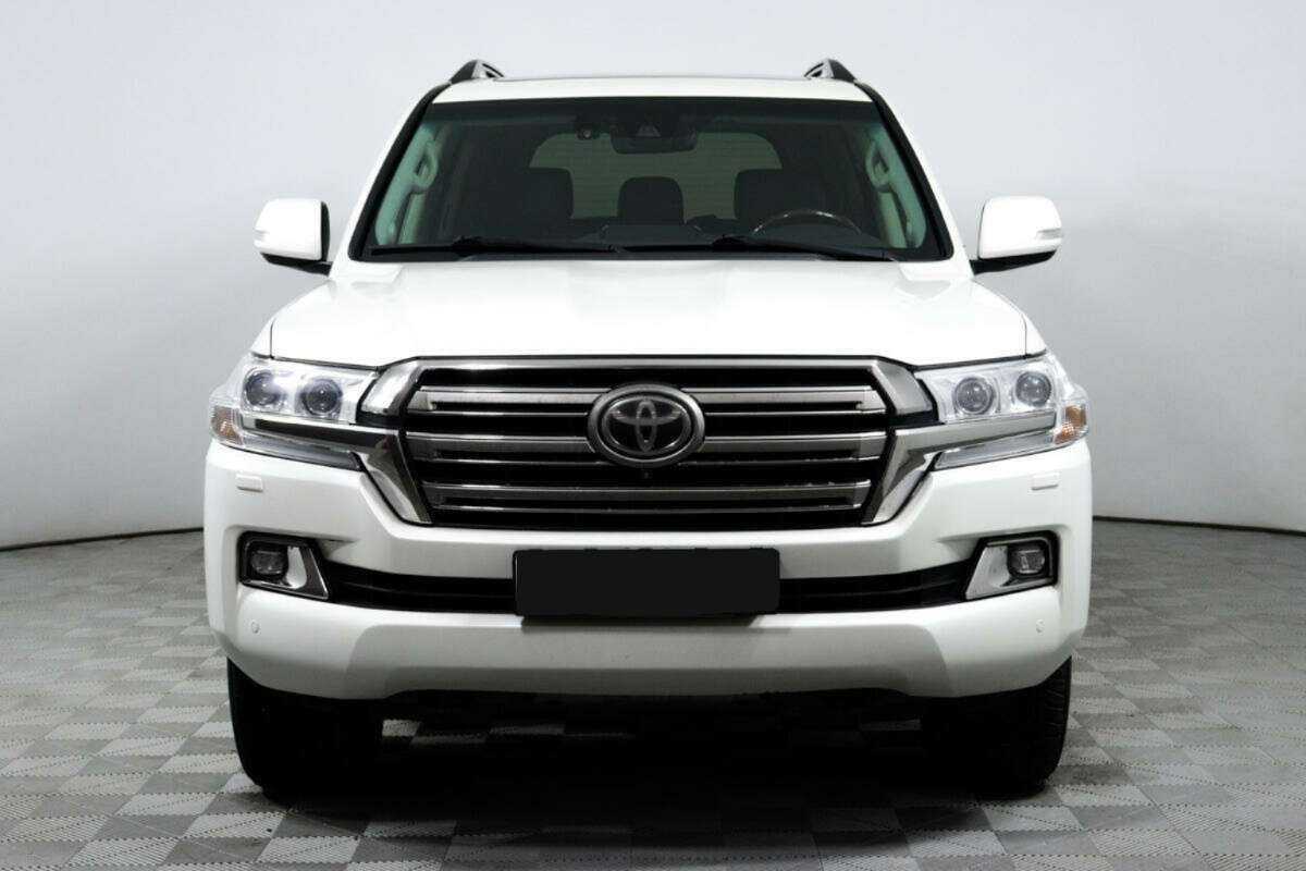 Toyota Land Cruiser 2016 года с пробегом. Фото: #1