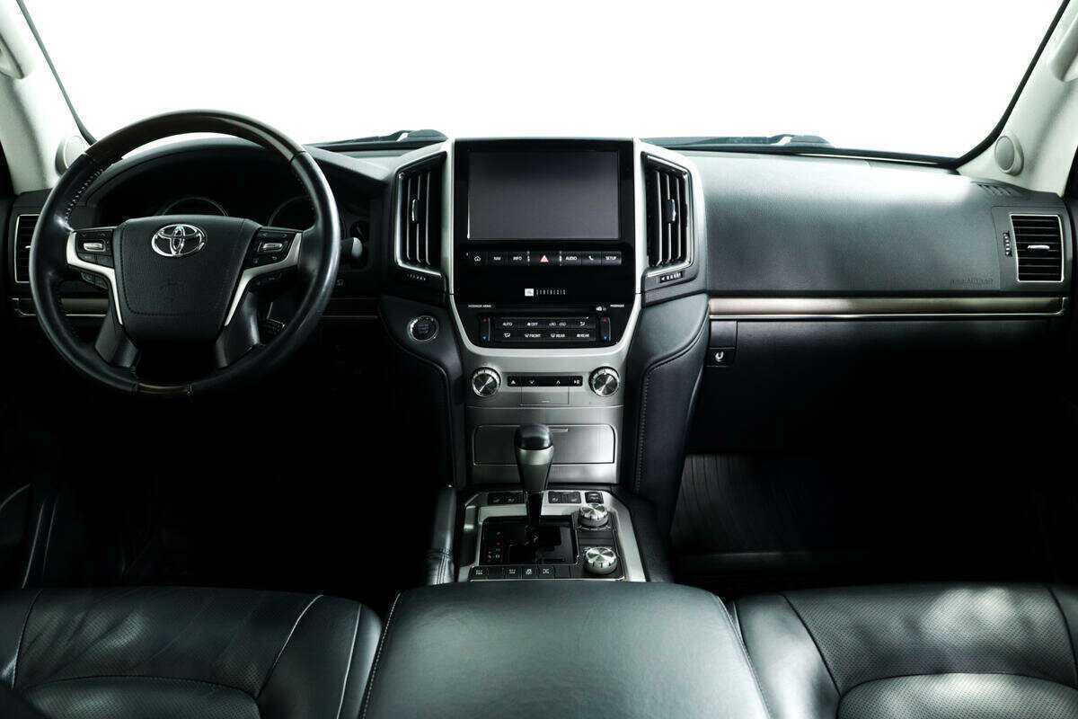 Toyota Land Cruiser 2016 года с пробегом. Фото: #10