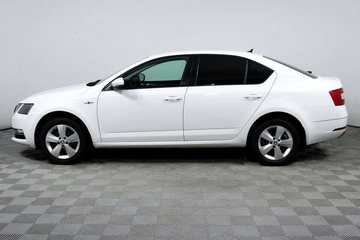 Skoda Octavia 2019 года с пробегом. Фото: #6