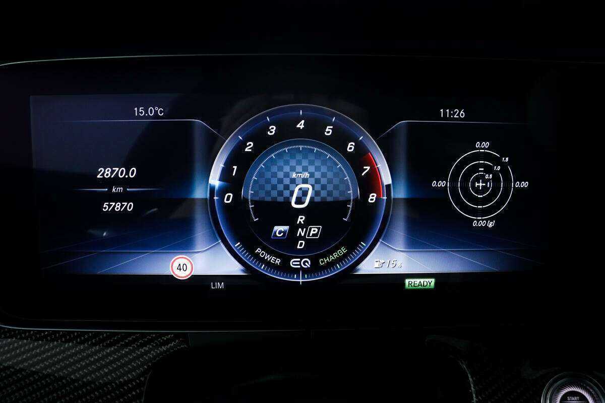 Mercedes-Benz E-Класс AMG 2018 года с пробегом. Фото: #9