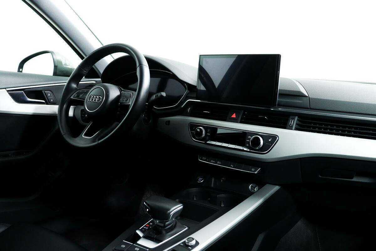 Audi A4 2021 года с пробегом. Фото: #8
