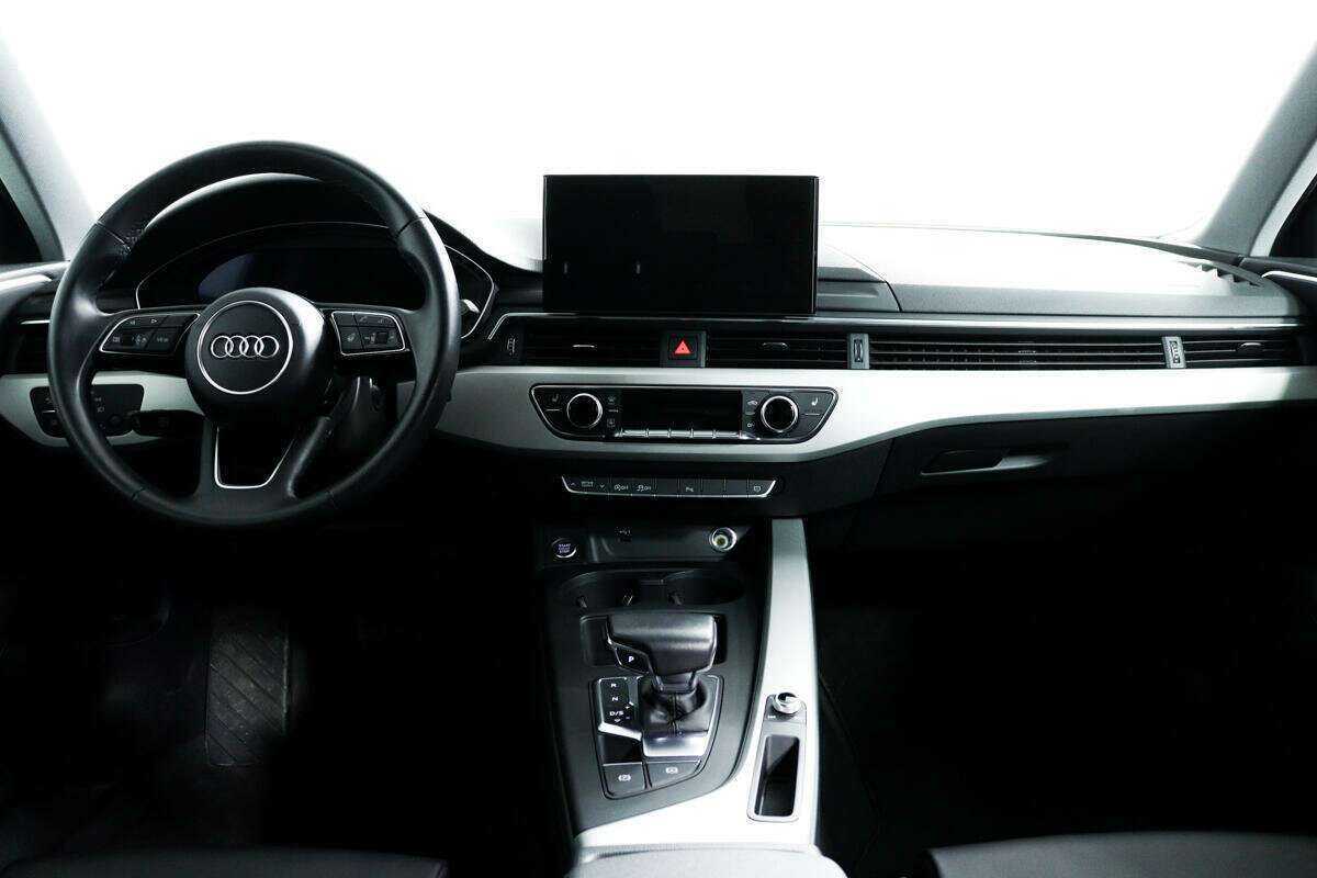 Audi A4 2021 года с пробегом. Фото: #10