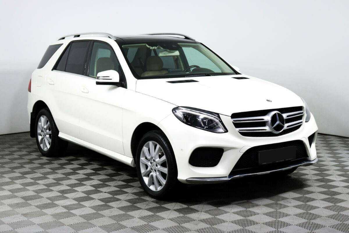 Mercedes-Benz GLE 2018 года с пробегом. Фото: #2