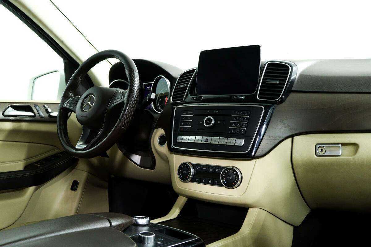 Mercedes-Benz GLE 2018 года с пробегом. Фото: #8