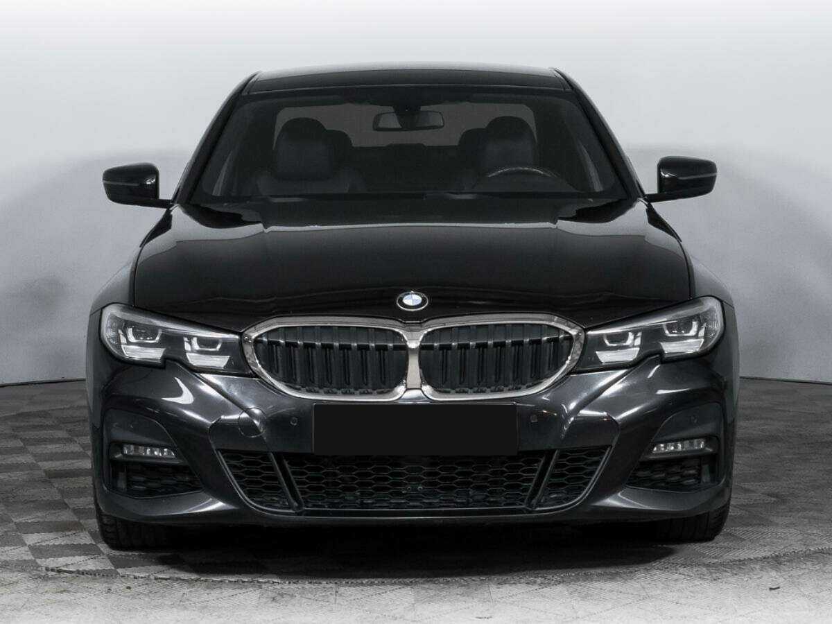 BMW 3 серии 2019 года с пробегом. Фото: #1