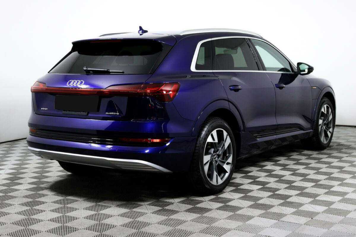Audi e-tron 2020 года с пробегом. Фото: #4