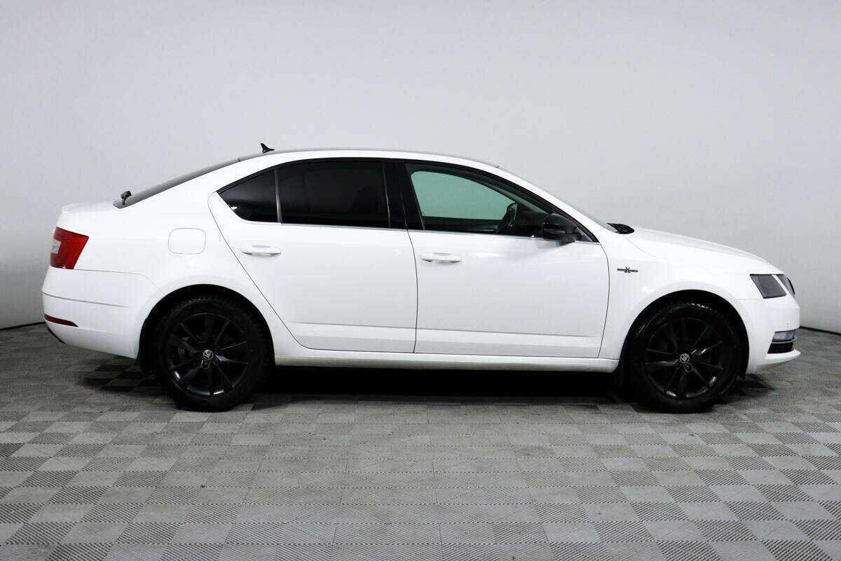 Skoda Octavia 2020 года с пробегом. Фото: #3