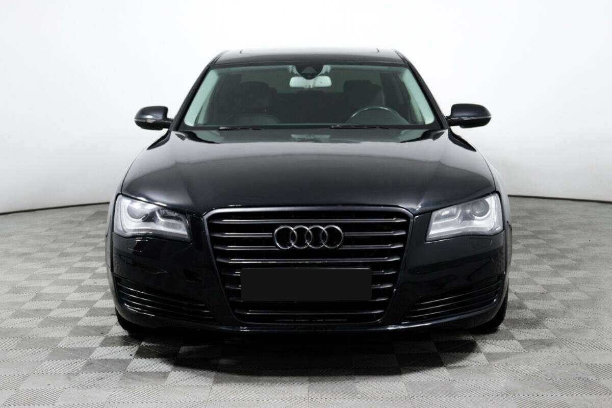 Audi A8 2011 года с пробегом. Фото: #1