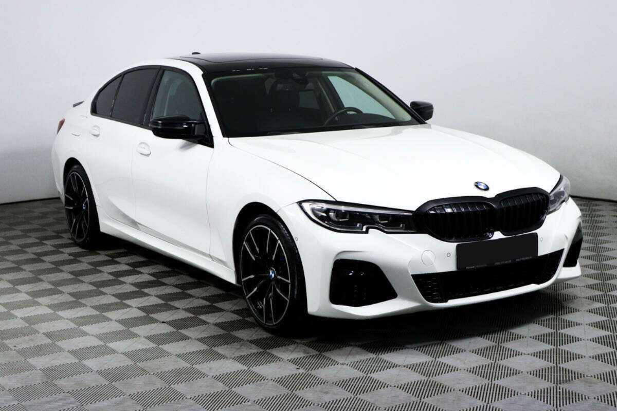 BMW 3 серии 2019 года с пробегом. Фото: #1