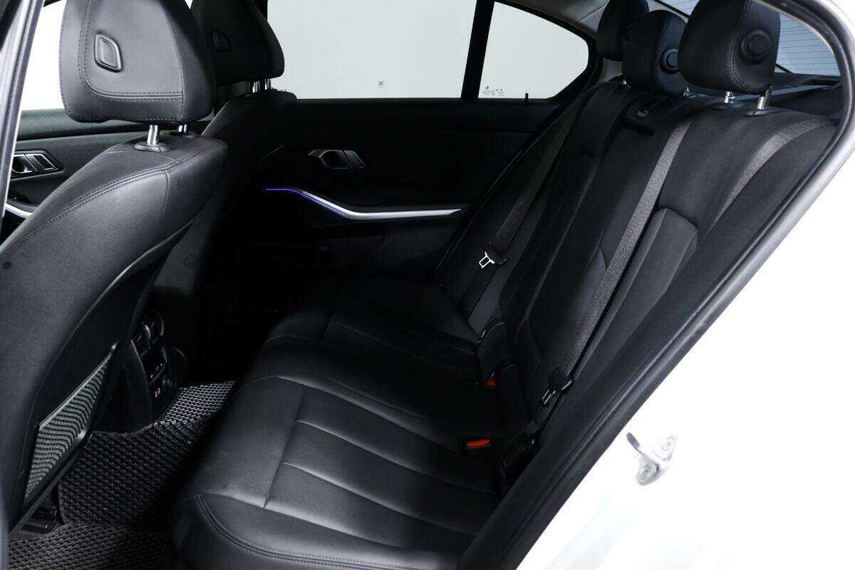 BMW 3 серии 2019 года с пробегом. Фото: #9