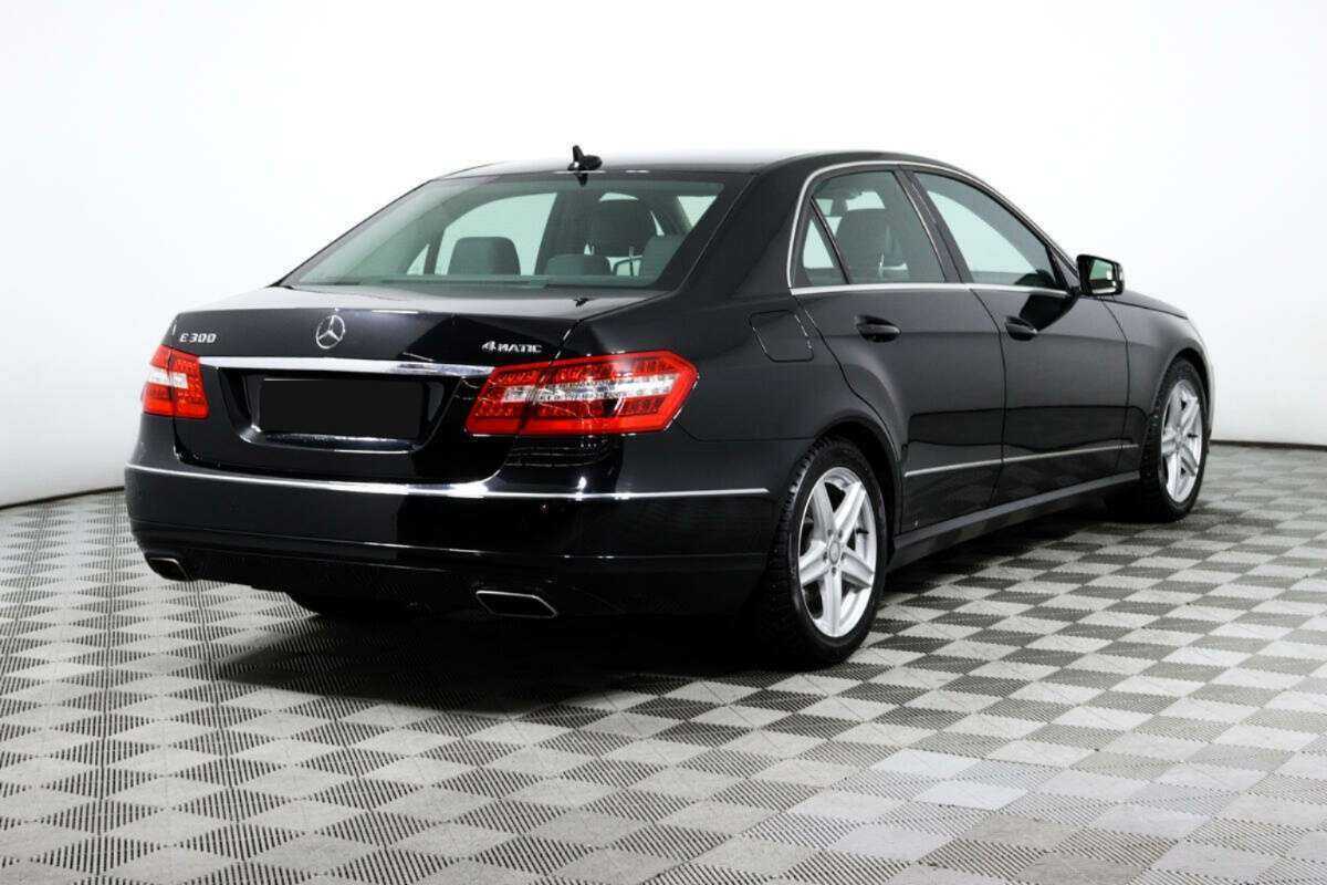 Mercedes-Benz E-Класс 2012 года с пробегом. Фото: #4