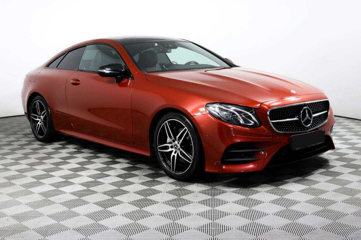 Mercedes-Benz E-Класс 2017 года с пробегом. Фото: #2