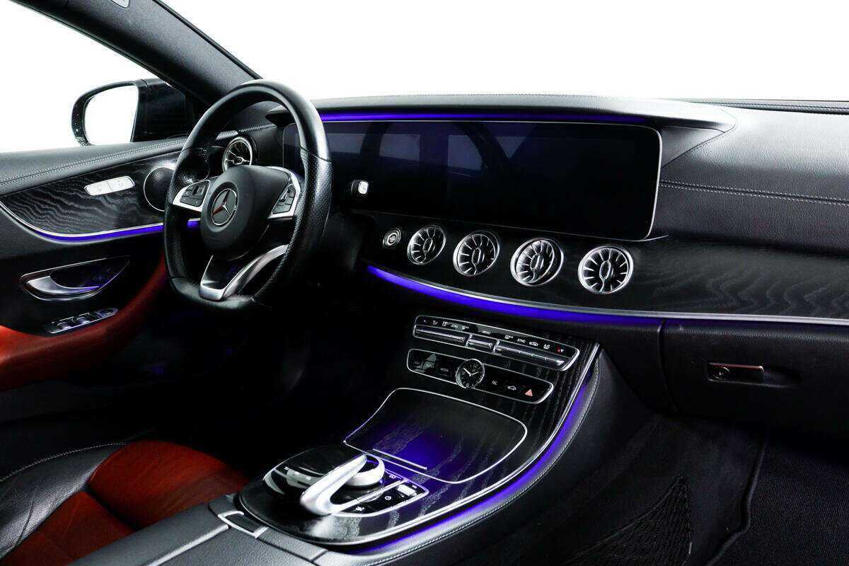 Mercedes-Benz E-Класс 2017 года с пробегом. Фото: #8