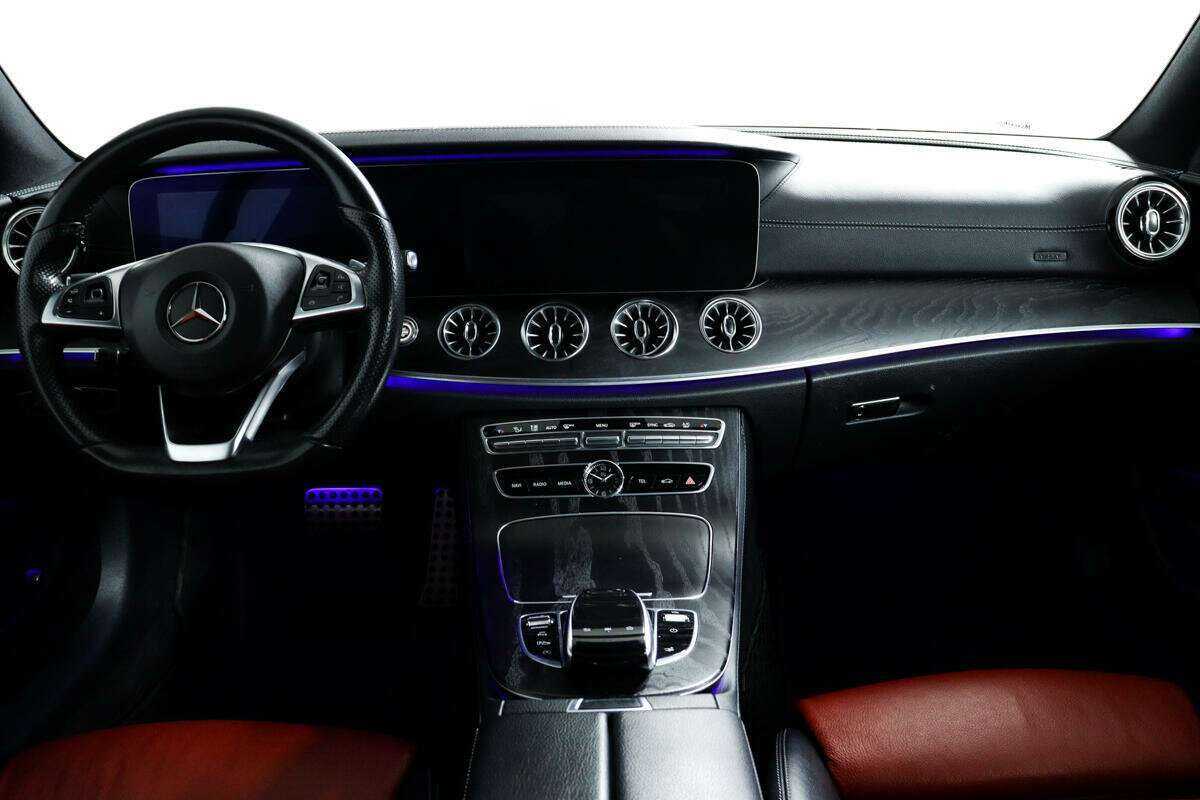 Mercedes-Benz E-Класс 2017 года с пробегом. Фото: #10