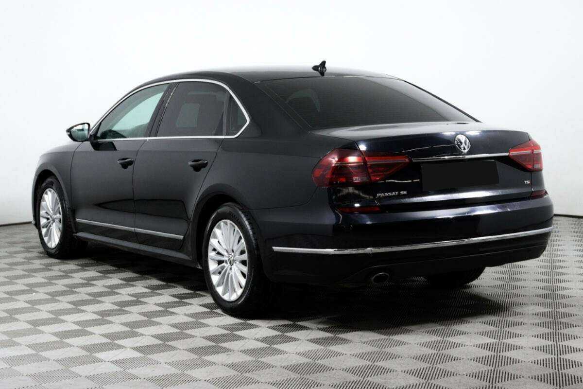 Volkswagen Passat 2017 года с пробегом. Фото: #6
