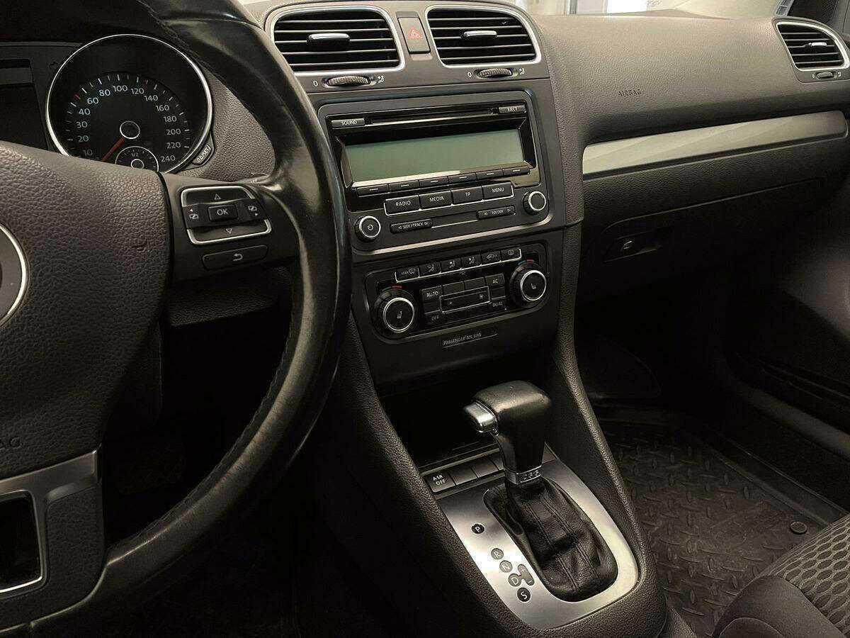 Volkswagen Golf 2010 года с пробегом. Фото: #13