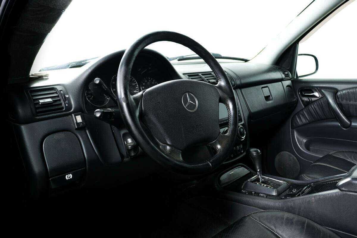 Mercedes-Benz M-Класс 2003 года с пробегом. Фото: #11