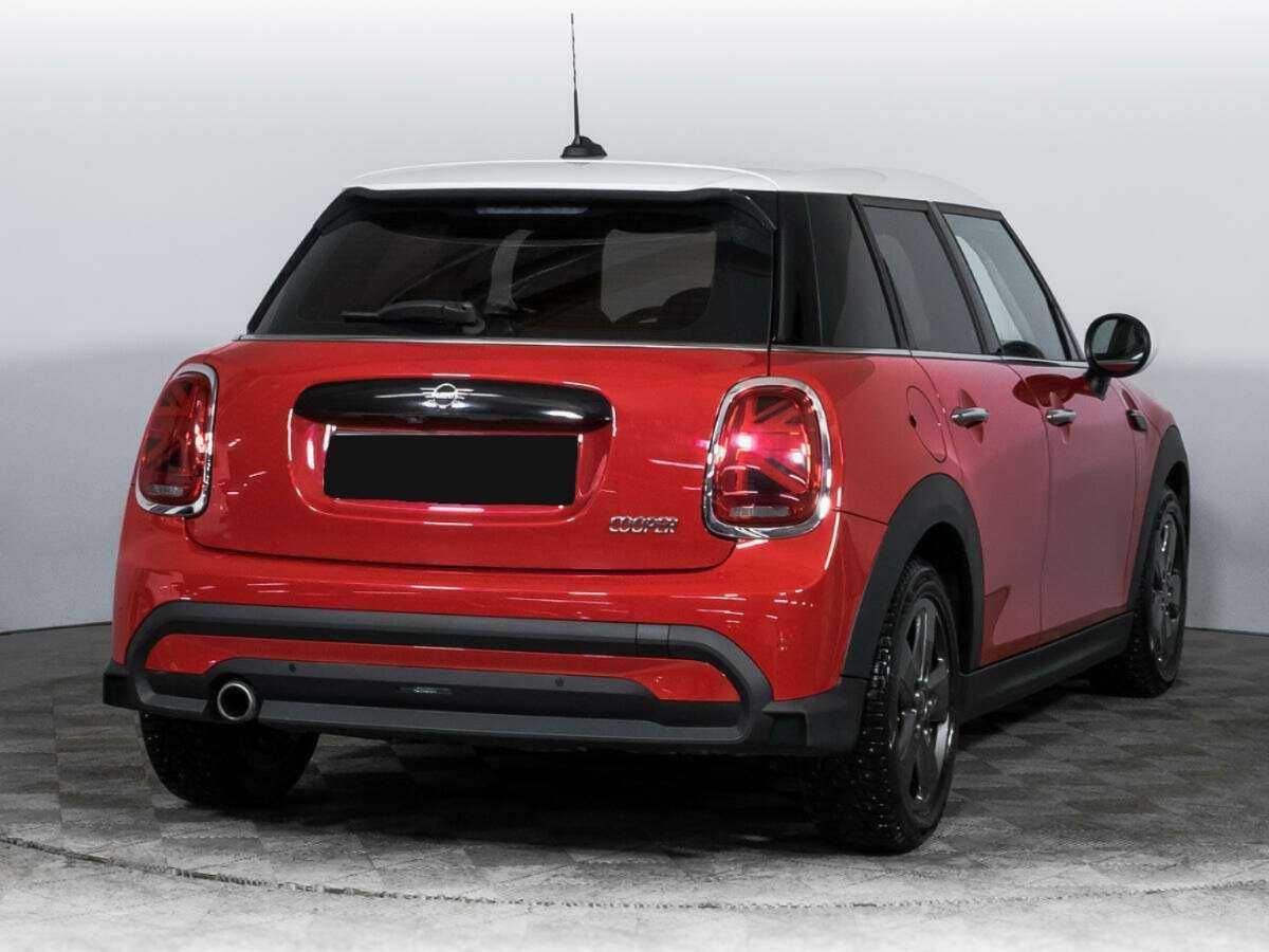 Mini Hatch 2021 года с пробегом. Фото: #4