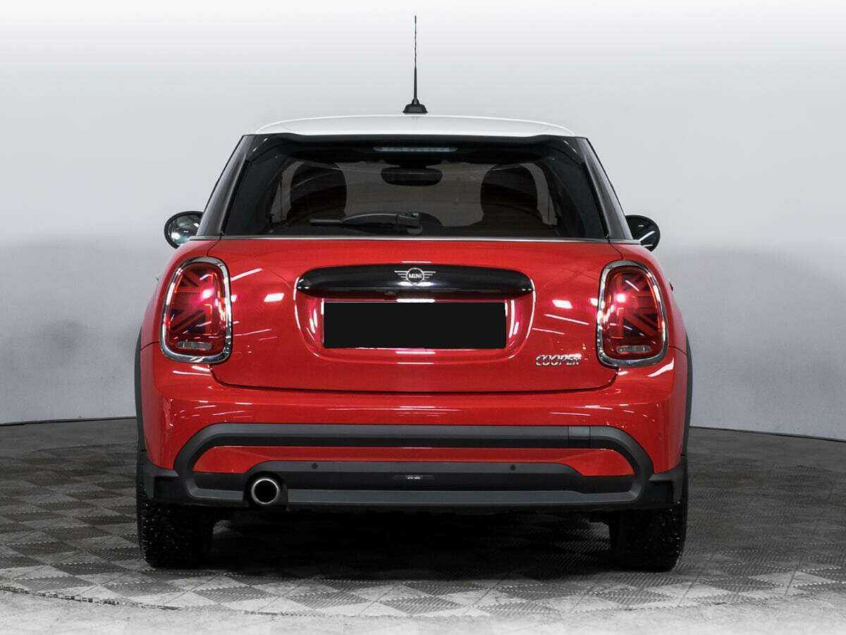 Mini Hatch 2021 года с пробегом. Фото: #5