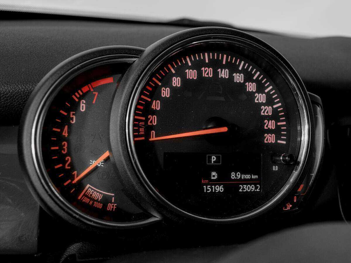 Mini Hatch 2021 года с пробегом. Фото: #10