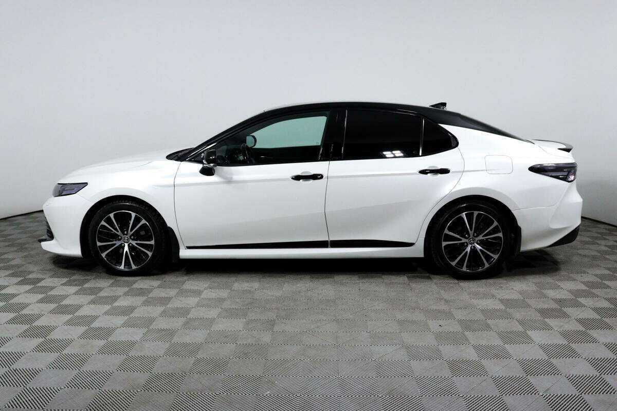 Toyota Camry 2021 года с пробегом. Фото: #7